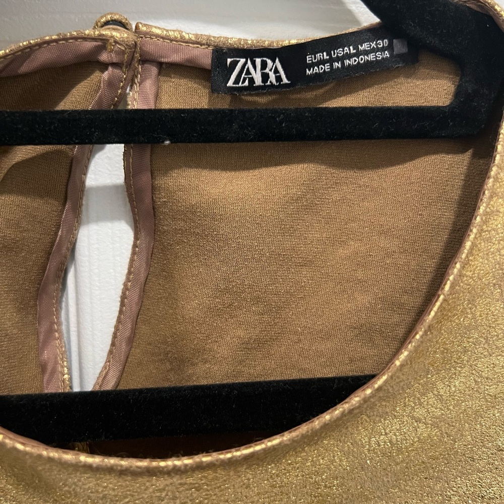 Zara Metallic Cropped Blouse - Picture 5 of 5